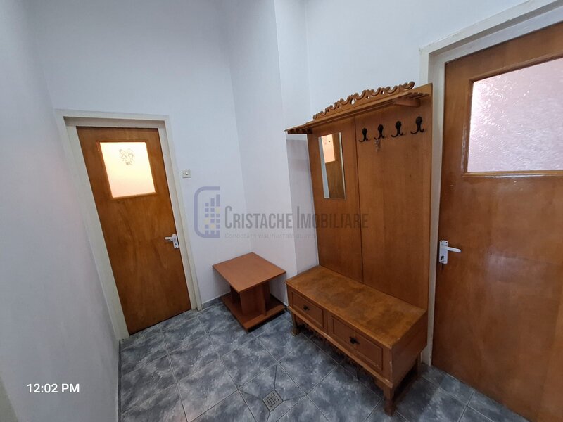 Calea Serban Voda, vila interbelica, stradal. regim mixt rezidential + comercial