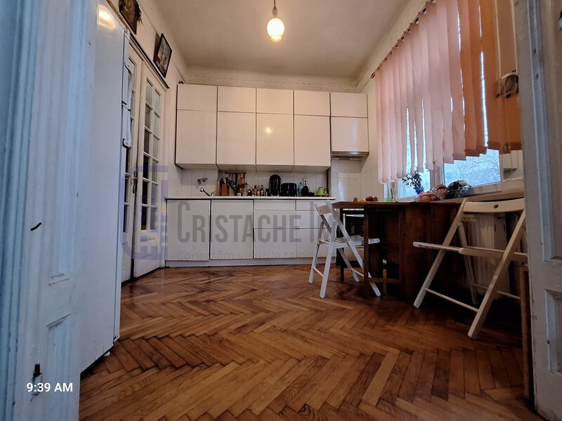 Calea Serban Voda, vila interbelica, stradal. regim mixt rezidential + comercial